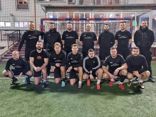 CB Piccadilly Tri Pite Materine 2024/2025 SEZONA PETA