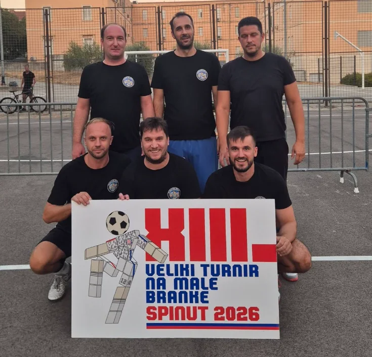 Hydration Break · Slika momčadi