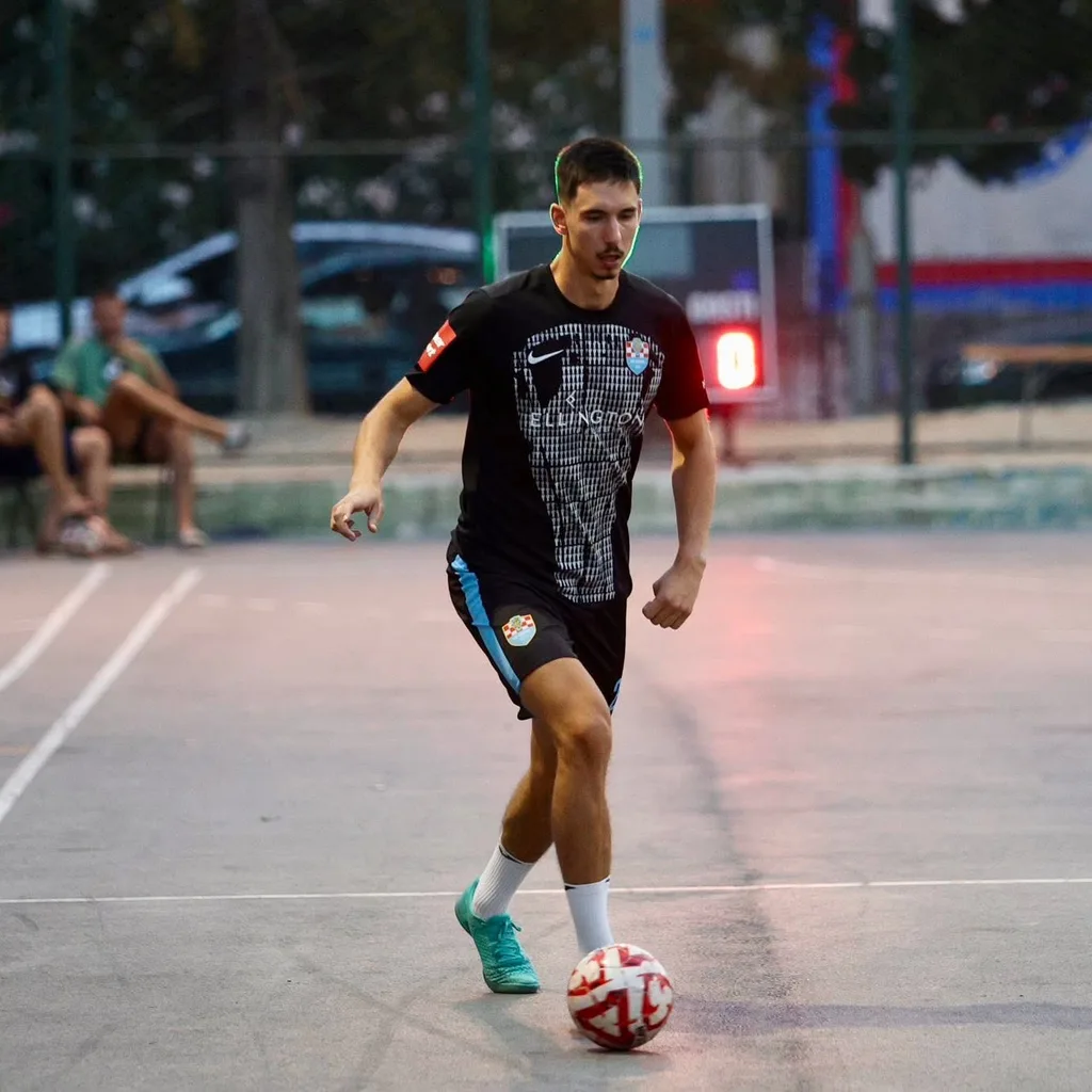 Tino Bulat